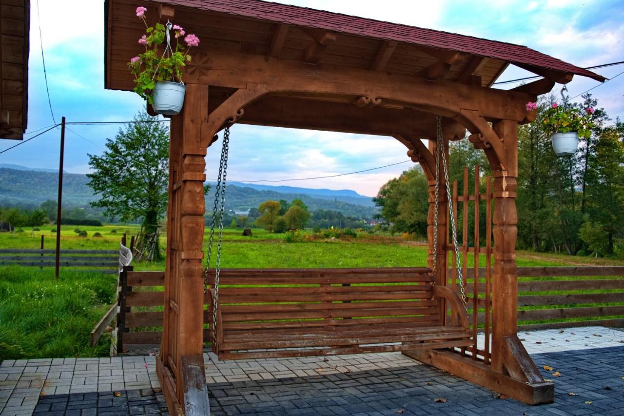 Conacul Cosaului Otel Feresti Dış mekan fotoğraf