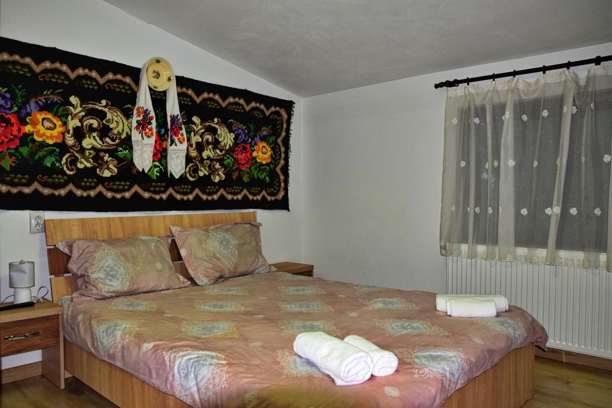 Conacul Cosaului Otel Feresti Dış mekan fotoğraf